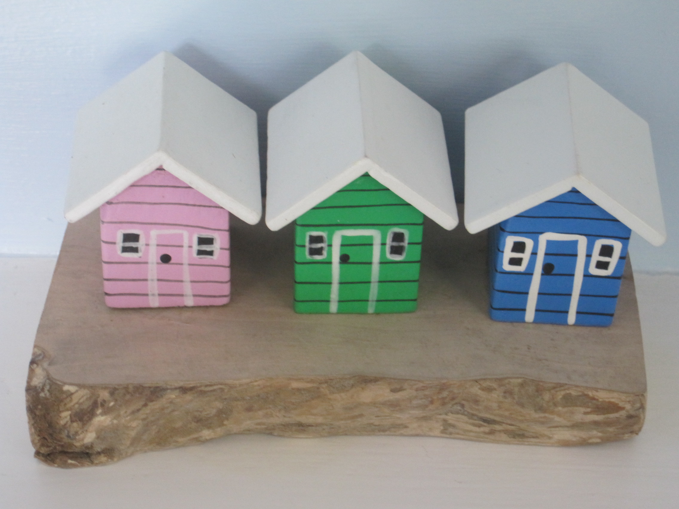 Three Beach Huts on a Block - Image 3